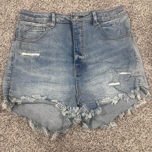 We The Free Crvy Distressed High Waisted Cutoff Light Denim Shorts Women’s 30